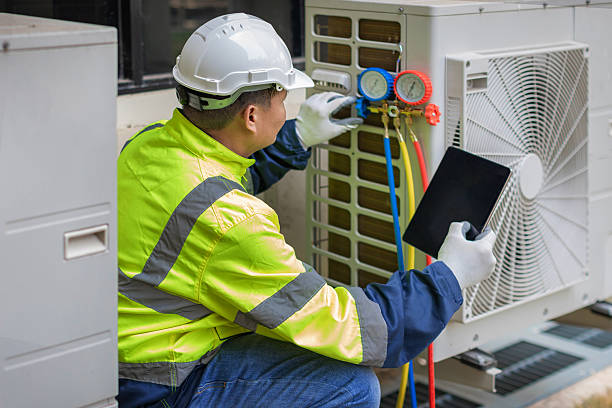 Professional Hvac technician working in Fentress, TX